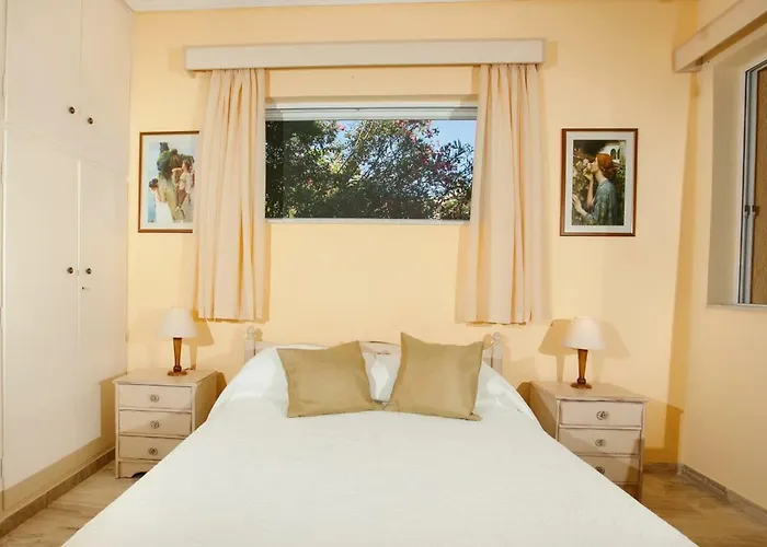 Filothei Apartment *